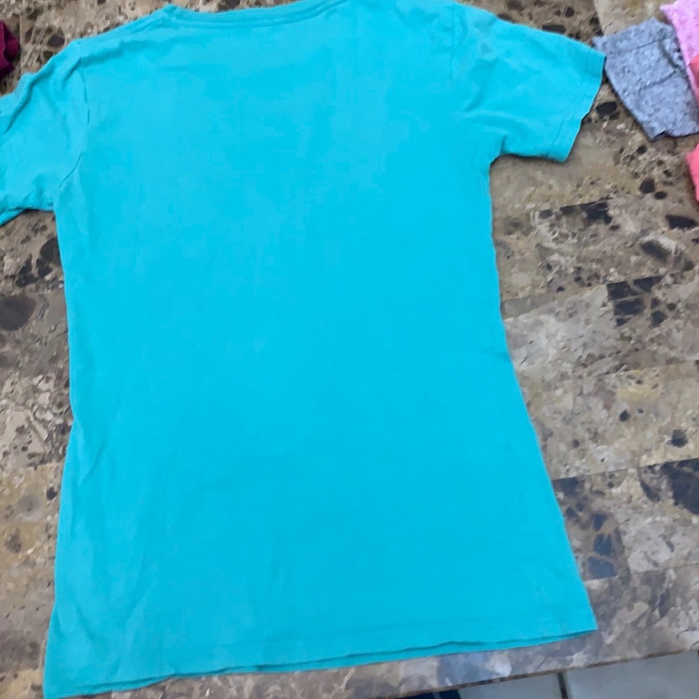 Tshirt - Picture 2 of 2
